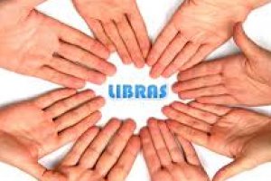  Trabalhando com Deficiente Auditivo Através do Método de LIBRAS